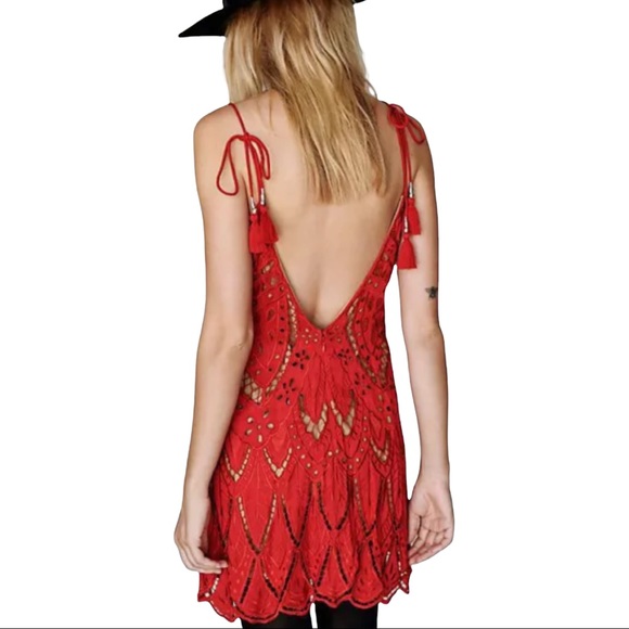 Free People Pyt Sm Red Cutwork Tassel Tie V-Neck Scalloped Mini Dress - Picture 4 of 9